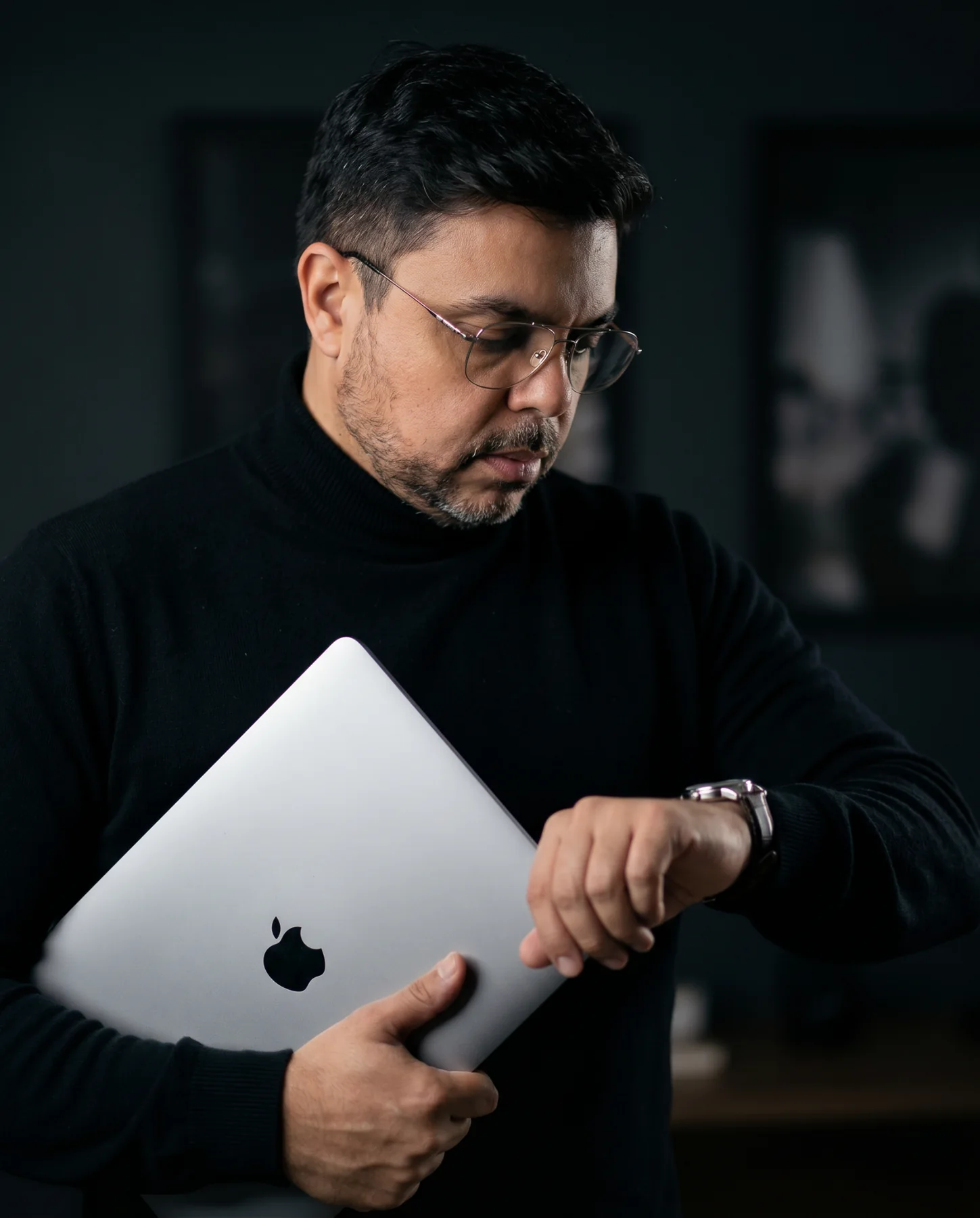 Willian Aires trabalhando em sistema sob medida